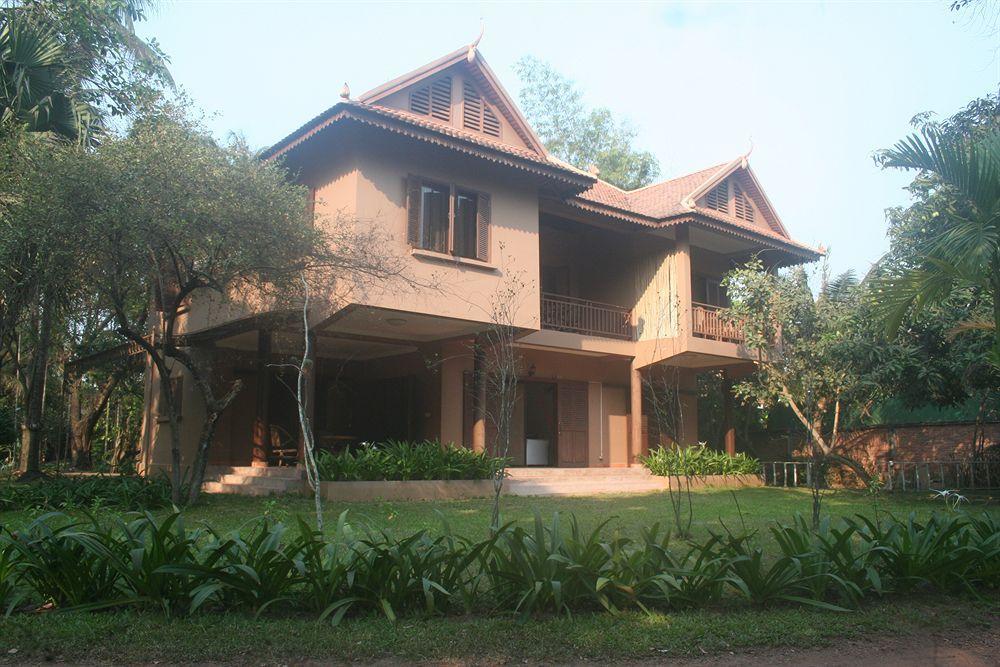 Golden Premier Villa Siem Reap Bagian luar foto