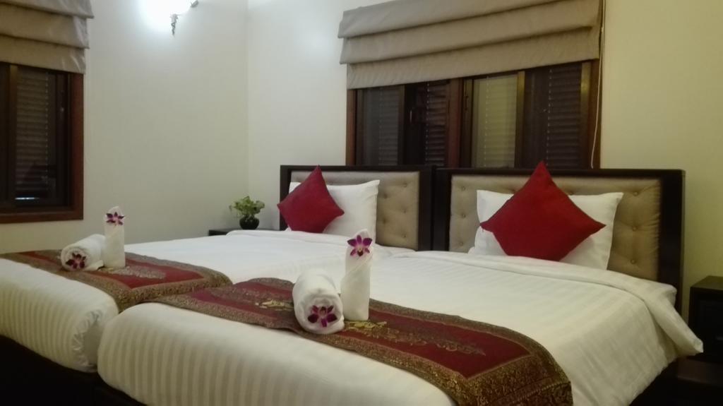 Golden Premier Villa Siem Reap Bagian luar foto